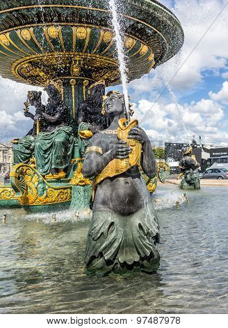 Fountain On Place Concorde