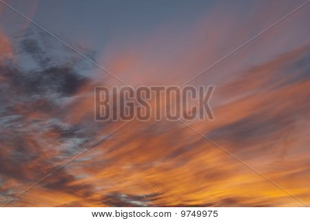 Predawn niebo