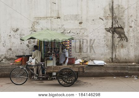 DELHI INDIA - JUN 15 : small instant paan stall in Paharganj near New Delhi railway station on june 15 2015 india. betle or paan is favor snack for indian people