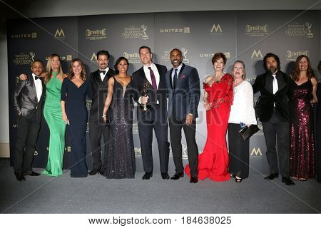 LOS ANGELES - APR 30:  Frank Valentini, General Hospital Cast, General Hospital in the 44th Daytime Emmy Awards Press Room at the Pasadena Civic Auditorium on April 30, 2017 in Pasadena, CA