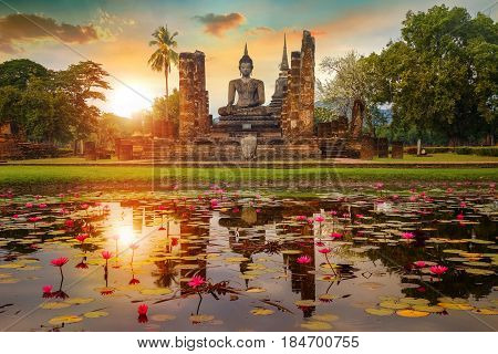 Sukhothai, Thailand - January 18 2017: Wat Mahathat Temple In The Precinct Of Sukhothai Historical P