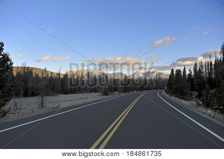 Road To Mount Ida