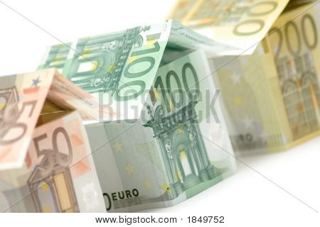 Maisons euro (vue proche)