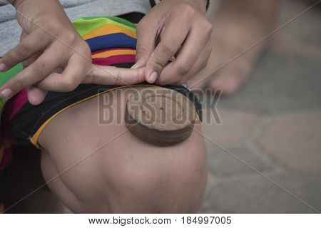 The skits in the Songkran Festival. how to play saba enjoy a Mon folk play