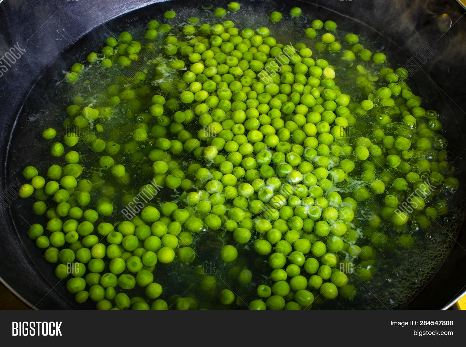 Green Peas Cooking Wok Image & Photo (Free Trial) Bigstock