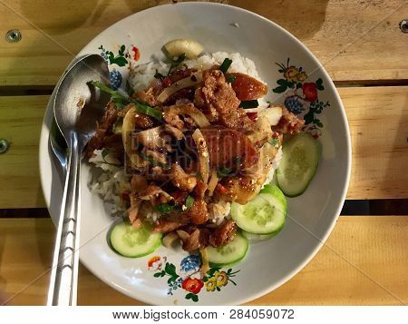 Thai Dressed Salad, Mixed Meat Spicy With Rice Have Spicy Taste