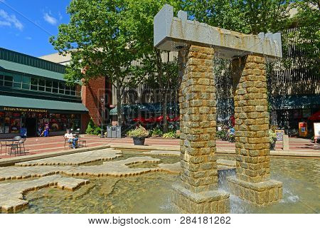 Salem, Ma, Usa - Sep 7, 2014: Gate Sculpture In Salem Maritime National Historic Site In Historic To
