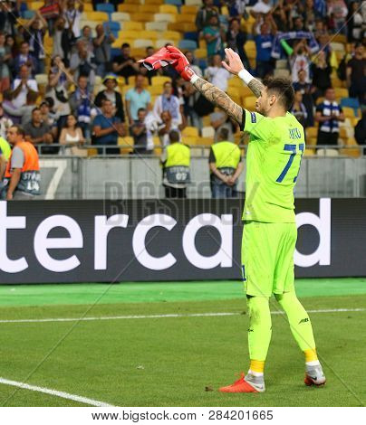 Kyiv, Ukraine - August 28, 2018: Fc Dynamo Kyiv Goalkeeper Denys Boyko Thanks To Fans After The Uefa