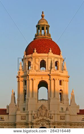 Pasadena City Hall At Dusk In Pasadina, Greater Los Angeles Area, California, Usa.