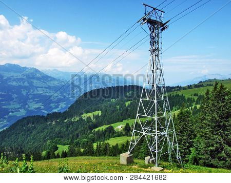 Seilbahn Ragnatsch-palfries Or Gondelbahn Palfries (alp And Cable Car Palfries) - Canton Of St. Gall