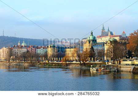 Beautiful Morning View Of Embankment Of Vltava River, Strakow Academy (government House Of Czech Rep