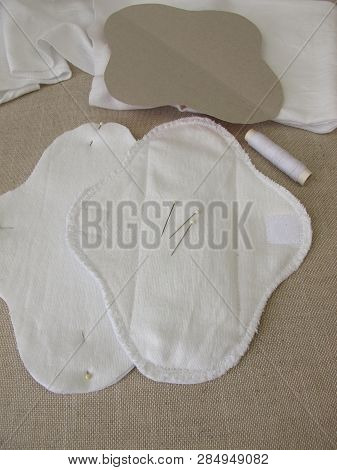 Washable Self-sewn Monthly Hygiene Pantyliner Made Of Fabric