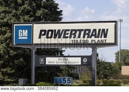 Toledo - Circa September 2020: Gm Powertrain Toledo Plant. General Motors Produces Both Front Wheel 
