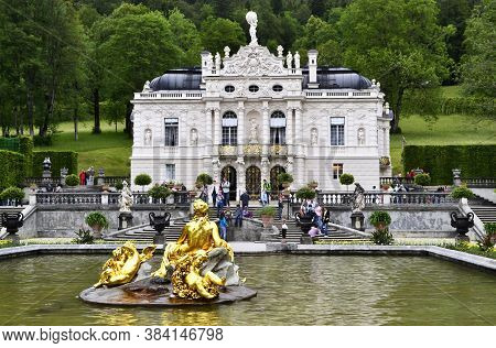 Munich / Germany - Juin 20, 2012: Linderhof Palace Built By King Ludwig Ii In Bavaria. Munich, Germa