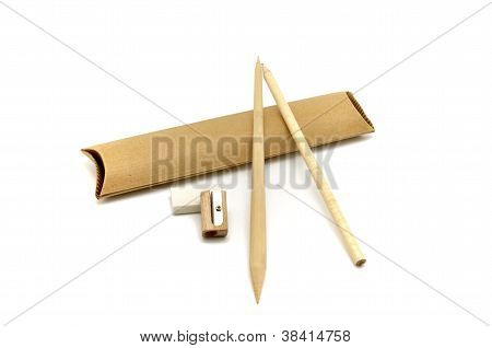 disegno di oggetti riciclati