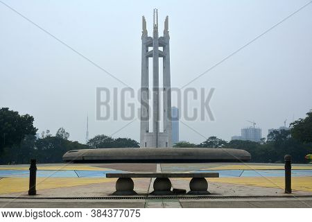 Quezon City, Ph - Oct 6 - Quezon Memorial Circle Obelisk Monument Tower On October 6, 2018 In Quezon