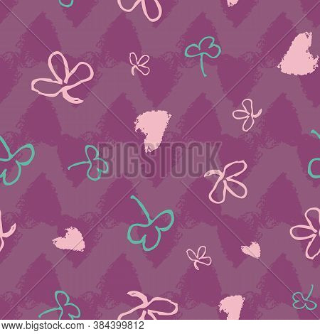 Clover Leaves And Hearts Seamless Vector Pattern. Simple Botancial Doodle Shapes Surface Print Desig