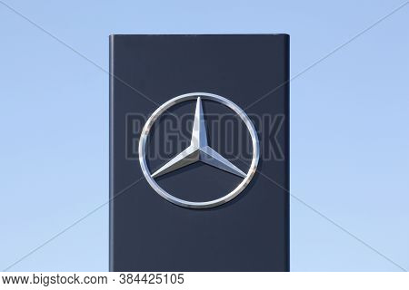 Saint Georges, France - September 3, 2020: Mercedes Logo On A Panel. Mercedes-benz Is A German Autom