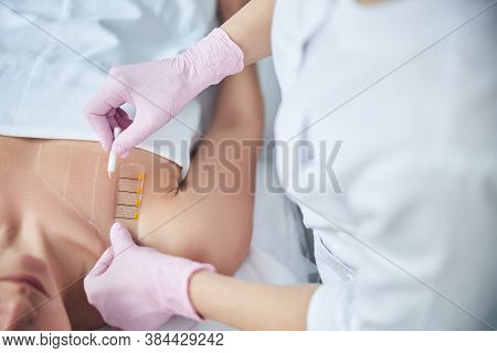 Measurement Procedure For Female Decolletage Skin Enhancement