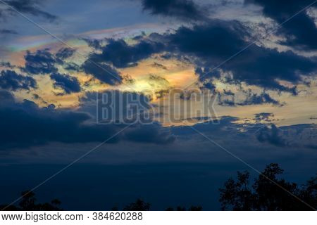 Beautiful Irisation,rainbow Clouds,sky Beautiful,colorful Clouds In The Overcast Sky,iridescent Clou