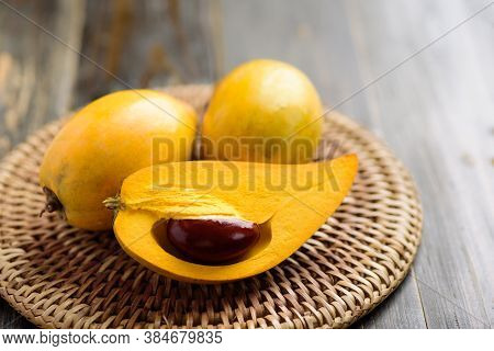 Eggfruit Or Canistel, Thai Fruit, In Thai Names Such As Xiantao, Lamut Khamen Or Mon Khai