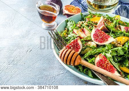 Autumn Fig And Arugula Salad
