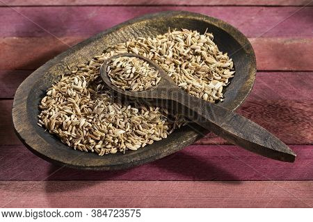 Dry Organic Fennel Seeds - Foeniculum Vulgare