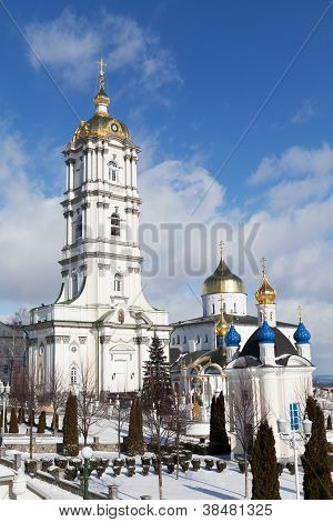 Muinainen pyhä kristitty Pochaev luostari Pyhän Dormition. Länsi-Ukrainassa