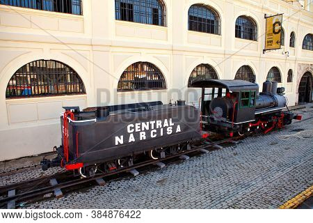 Havana, Cuba - December 11, 2016: Old Retro Steam Engine In Havana