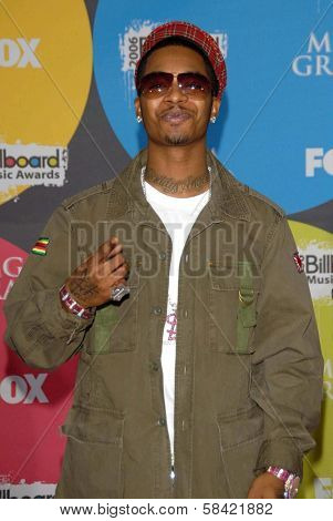 LAS VEGAS - DECEMBER 04: Chingy arriving at the 2006 Billboard Music Awards, MGM Grand Hotel December 04, 2006 in Las Vegas, NV