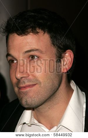 LOS ANGELES - NOVEMBER 15: Ben Affleck at the Los Angeles Premiere of 
