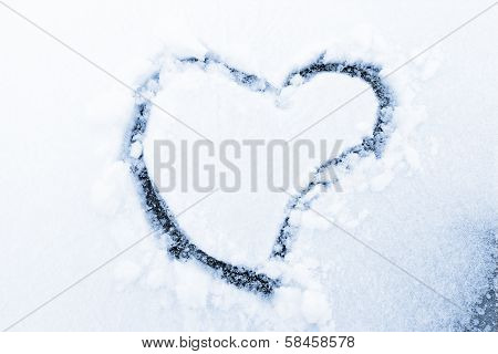 Heart on the snow