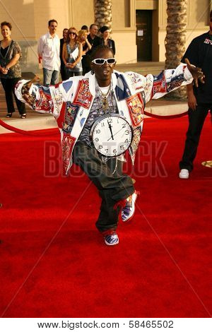 LOS ANGELES - NOVEMBER 21: Flavor Flav at the 34th Annual American Music Awards at Shrine Auditorium November 21, 2006 in Los Angeles, CA
