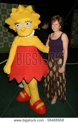 LOS ANGELES - NOVEMBER 08: Lisa Simpson and Yeardley Smith at the 16th Annual Environmental Media Association Awards at Wilshire Ebell Theatre November 08, 2006 in Los Angeles