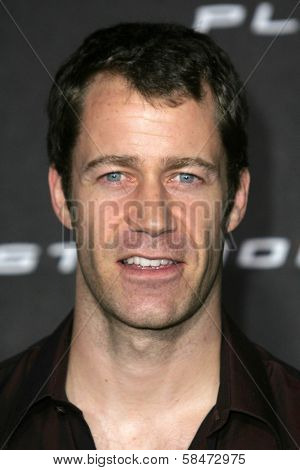 LOS ANGELES - OCTOBER 08: Colin Ferguson at the Playstation 3 Launch Party October 08, 2006 in 9900 Wilshire Blvd, Beverly Hills, CA.