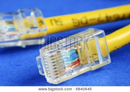 Mavi izole Ethernet (RJ45) kablo
