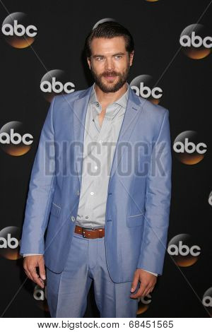 LOS ANGELES - JUL 15:  Charlie Weber at the ABC July 2014 TCA at Beverly Hilton on July 15, 2014 in Beverly Hills, CA