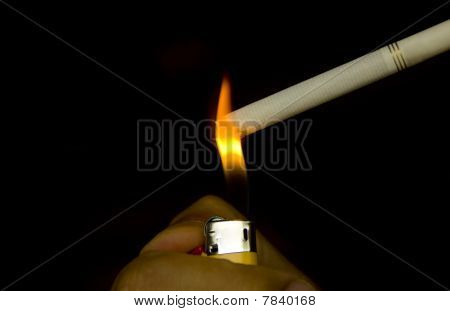 Um cigarro de iluminação