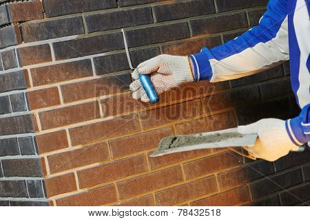 Construction Process of bricklaying Using the Brick Jointer Trowel