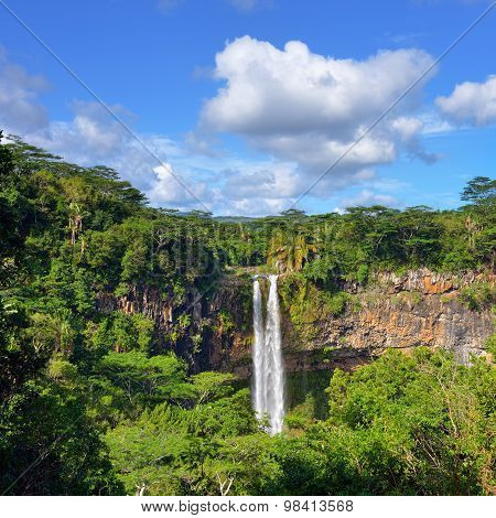 Chamarel Falls