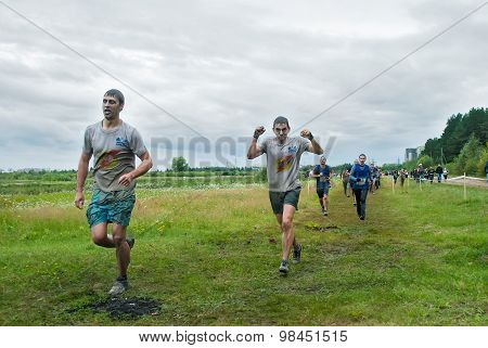 Cross-country race. Before next obstacle. Tyumen