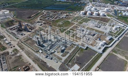 Oil Refinery Plant For Primary And Deep Oil Refining. Equipment And Tanks In The Oil Refinery. Recti