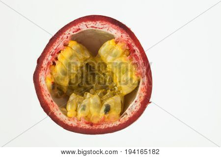 Gulupa (Passiflora edulis fo. Edulis) isolated in white background