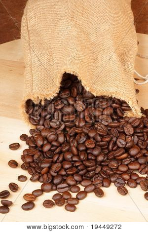 Kaffebönor av en Hopsack