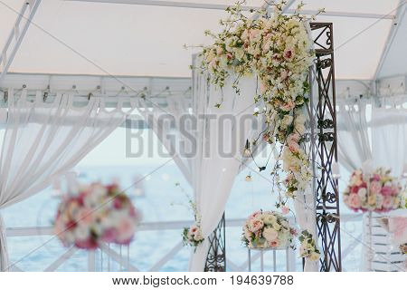 Decorated arches for the wedding romantic ceremony