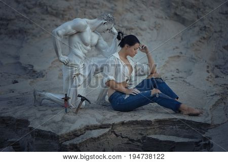 Sculptor's wife was thinking during the creation of her own sculpture.