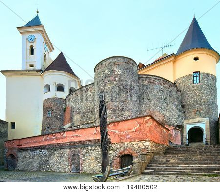 Widok na zamek Mukaczewie (Ukraina)
