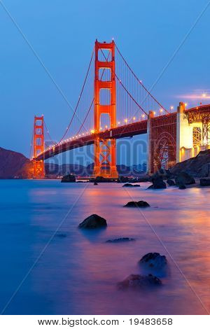 Ponte Golden Gate, após o pôr do sol, San Francisco
