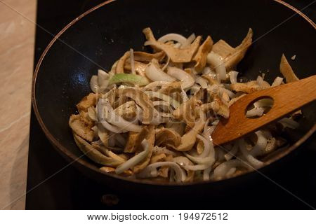 Sponge Lactarius piperatus food preparation taste mushrooms