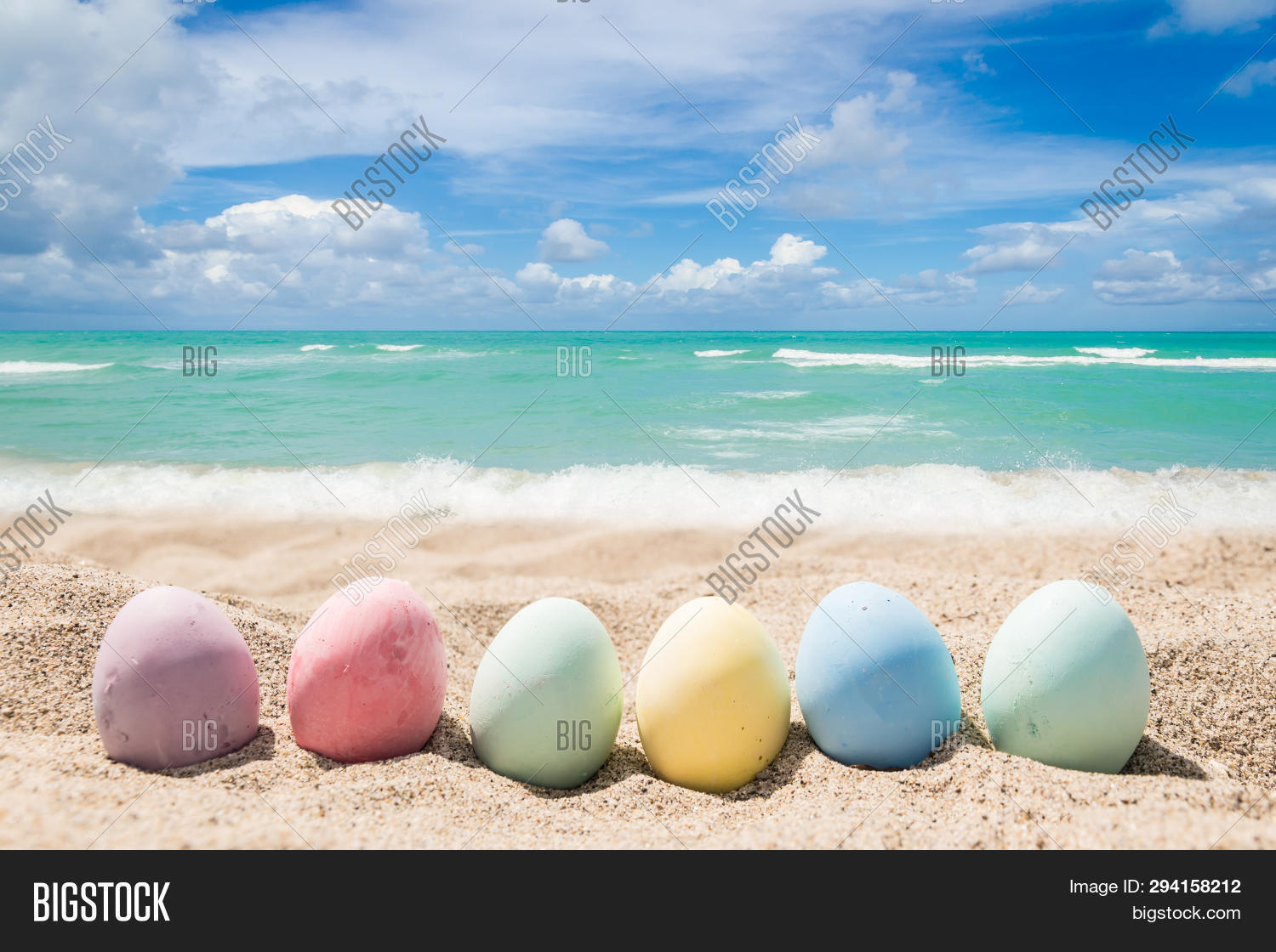 яйца море пасха. пасха море. пасха на морском берегу. пасха пляж. пасха море.